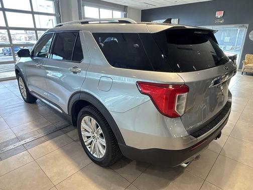 ICONIC SILVER METALLIC 2021 Ford Explorer Limited