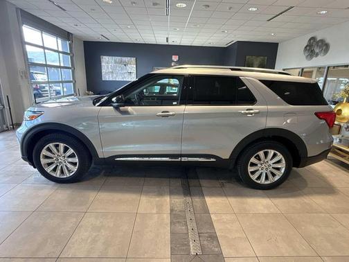 ICONIC SILVER METALLIC 2021 Ford Explorer Limited
