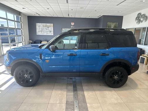 VELOCITY BLUE METALLIC 2025 Ford Bronco Sport Badlands