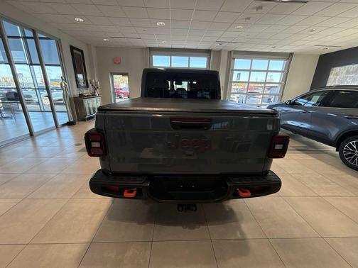 2024 Jeep Gladiator Mojave X