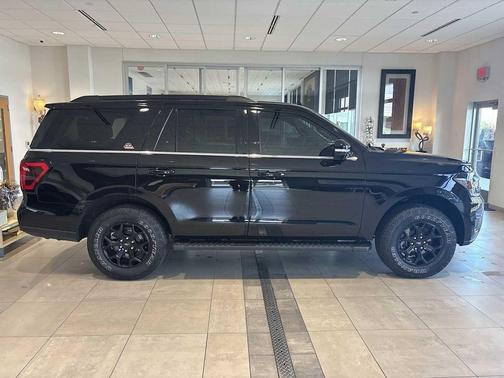 AGATE BLACK 2023 Ford Expedition Timberline