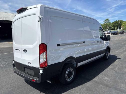 OXFORD WHITE 2026 Ford Transit-250 Base