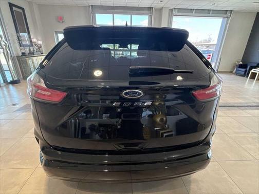 2022 Ford Edge ST Line