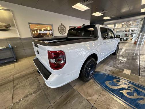 2026 Ford Maverick Lobo