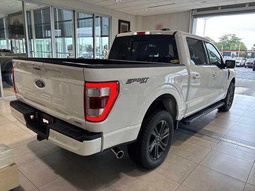 STAR WHITE METALLIC TRICOAT 2023 Ford F-150 Lariat
