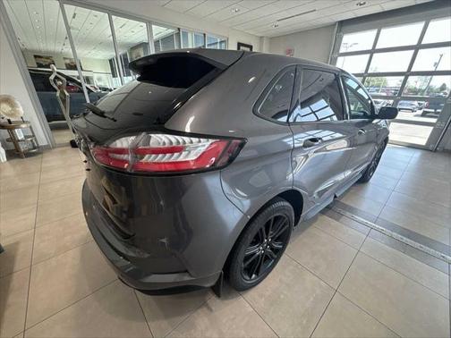 2021 Ford Edge ST Line