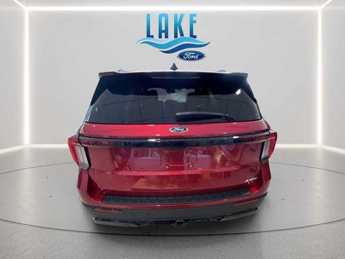 RAPID RED MET TINTED CC 2025 Ford Explorer ST-Line