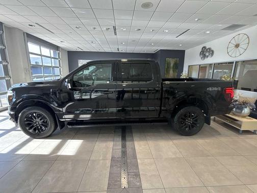 AGATE BLACK METALLIC 2024 Ford F-150 Lariat