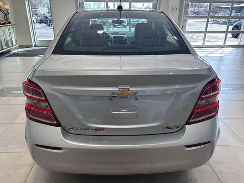 Silver Ice Metallic 2018 Chevrolet Sonic Premier