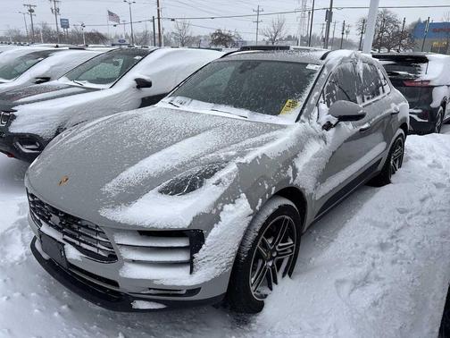 2021 Porsche Macan S