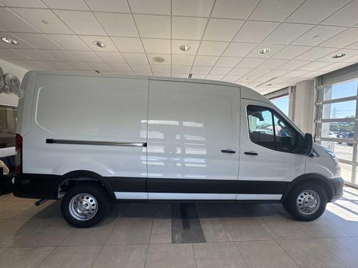 2025 Ford Transit-150 Base