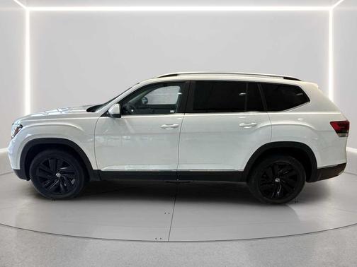 WHITE 2022 Volkswagen Atlas 3.6L SEL