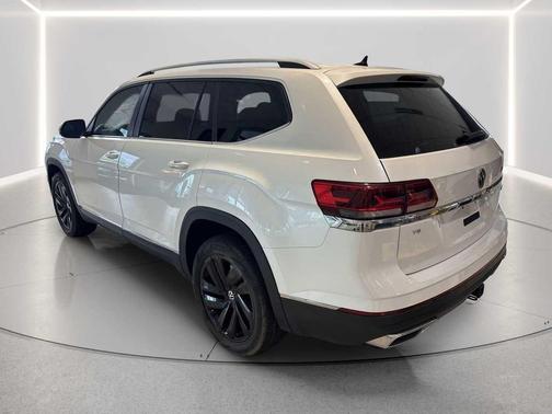 WHITE 2022 Volkswagen Atlas 3.6L SEL