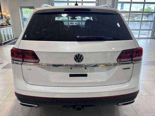 WHITE 2022 Volkswagen Atlas 3.6L SEL