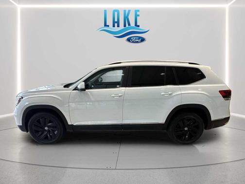 WHITE 2022 Volkswagen Atlas 3.6L SEL