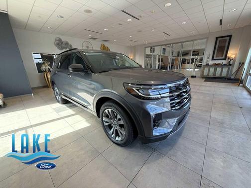 2026 Ford Explorer Active w/200A Pkg