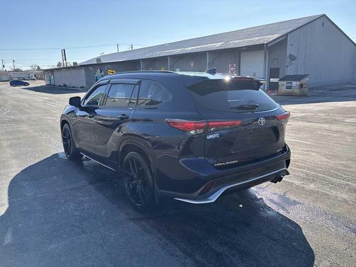 2021 Toyota Highlander XSE