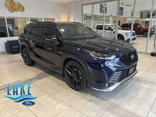 2021 Toyota Highlander XSE