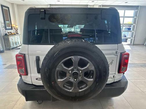 OXFORD WHITE 2026 Ford Bronco Big Bend
