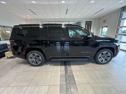 2023 Jeep Wagoneer Series II