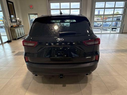 2026 Ford Escape ST-Line Select