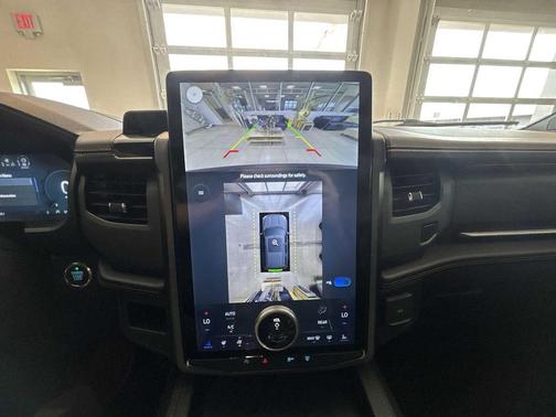 2022 Ford Expedition Platinum