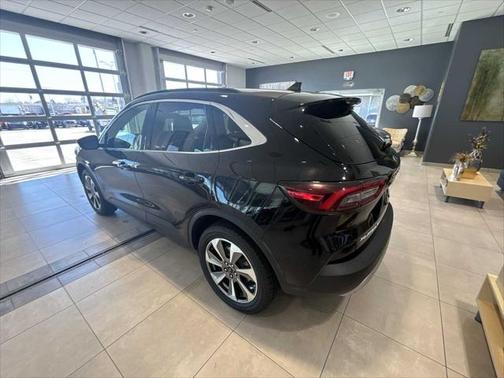 2023 Ford Escape Platinum