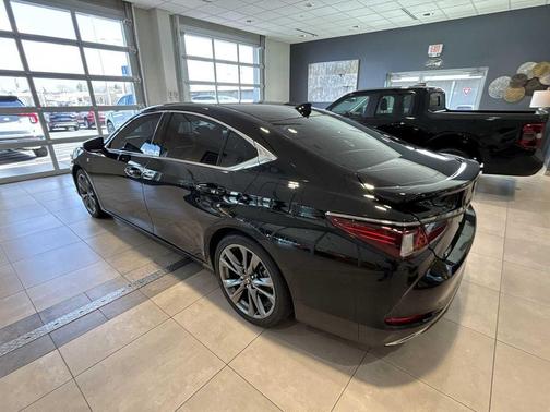 2021 Lexus ES 350 F Sport