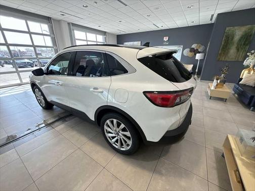 2021 Ford Escape Titanium