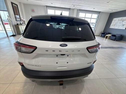 2021 Ford Escape Titanium