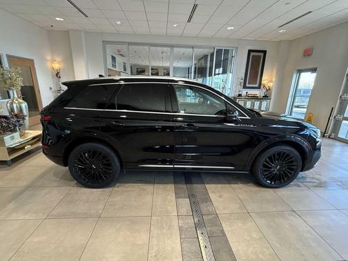 2021 Lincoln Corsair Reserve