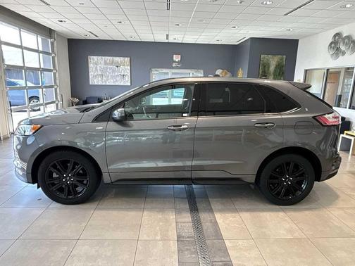 CARBONIZED GRAY 2024 Ford Edge ST Line