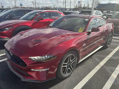 RUBY RED METALLIC TINTED CC 2019 Ford Mustang GT