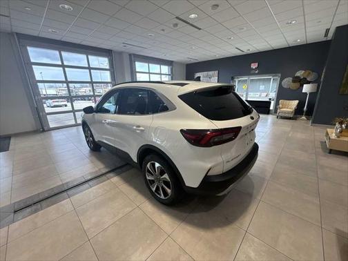 2023 Ford Escape Platinum