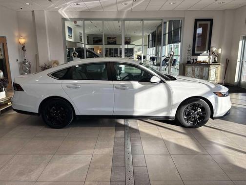 2024 Honda Accord LX 1.5T