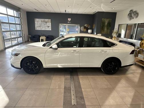 2024 Honda Accord LX 1.5T