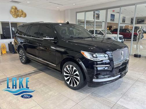2022 Lincoln Navigator L Reserve