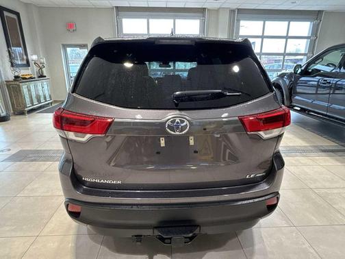 2019 Toyota Highlander LE Plus