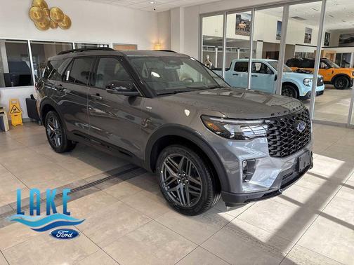 CARBONIZED GRAY METALLIC 2026 Ford Explorer ST-Line