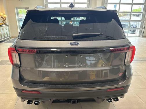 CARBONIZED GRAY METALLIC 2025 Ford Explorer ST
