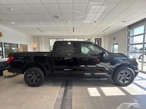 2025 Ford F-150 Lightning LARIAT