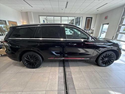 2022 Lincoln Aviator Reserve AWD