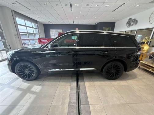 2022 Lincoln Aviator Reserve AWD