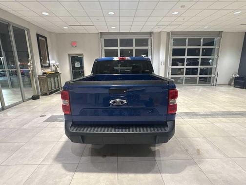 2023 Ford Maverick XL