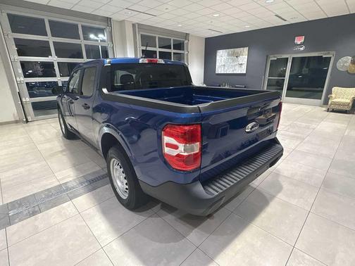 2023 Ford Maverick XL