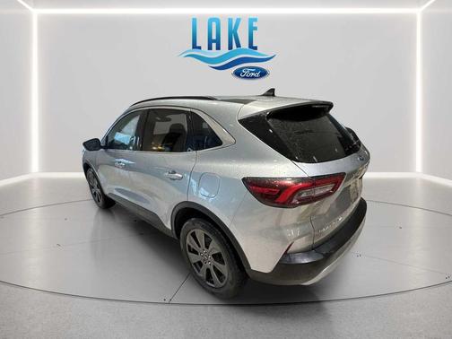 ICONIC SILVER METALLIC 2024 Ford Escape Platinum