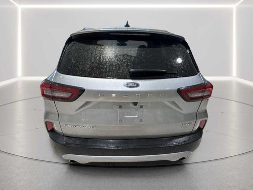 ICONIC SILVER METALLIC 2024 Ford Escape Platinum