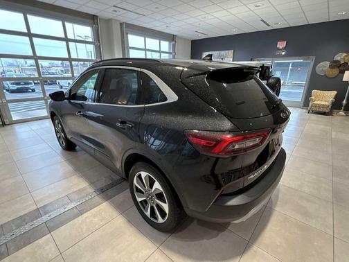 2025 Ford Escape Platinum