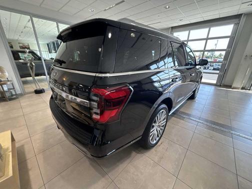 2022 Ford Expedition Platinum