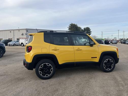 2017 Jeep Renegade Trailhawk